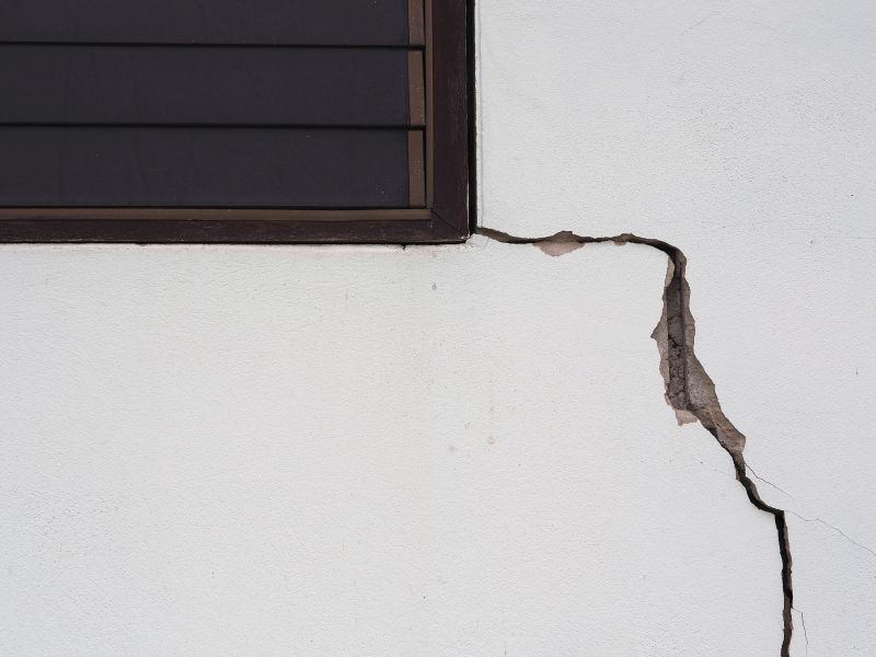 Foundation Cracks